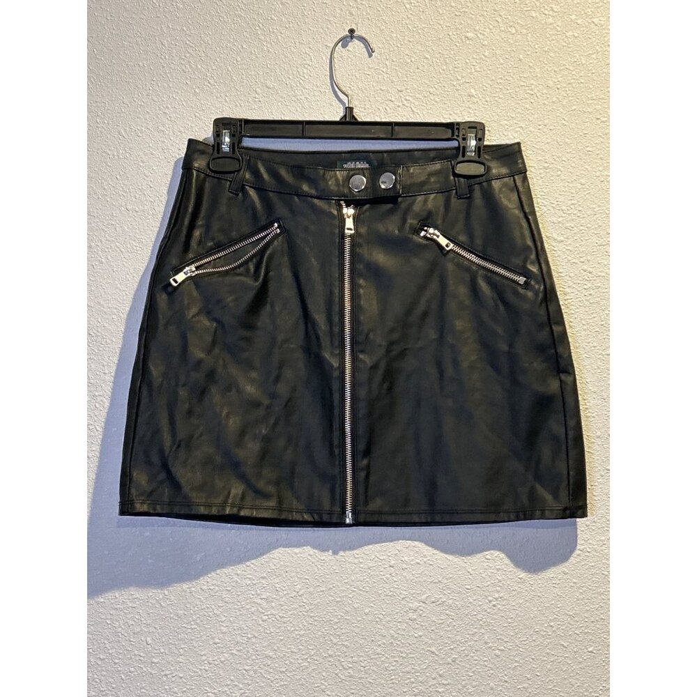 Wild Fable Skirt Women’s 4  Faux Leather Black Zipper Goth Stretch